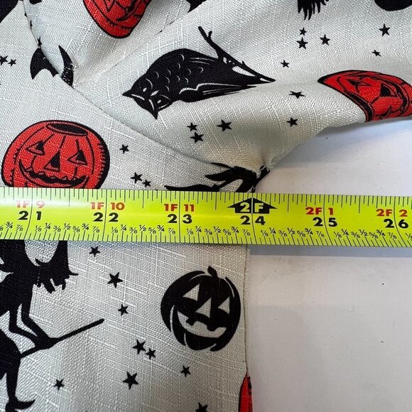 Emery Rose Lightweight all Over Halloween Print Top Blouse‎ Size 2XL - Picture 8 of 8
